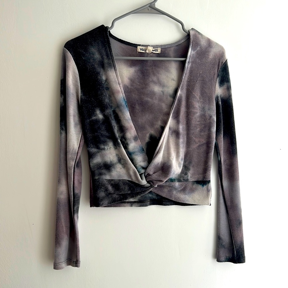 Wallflower - Gym Top - Small